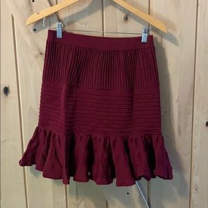 Adorable burgundy pleated skirt